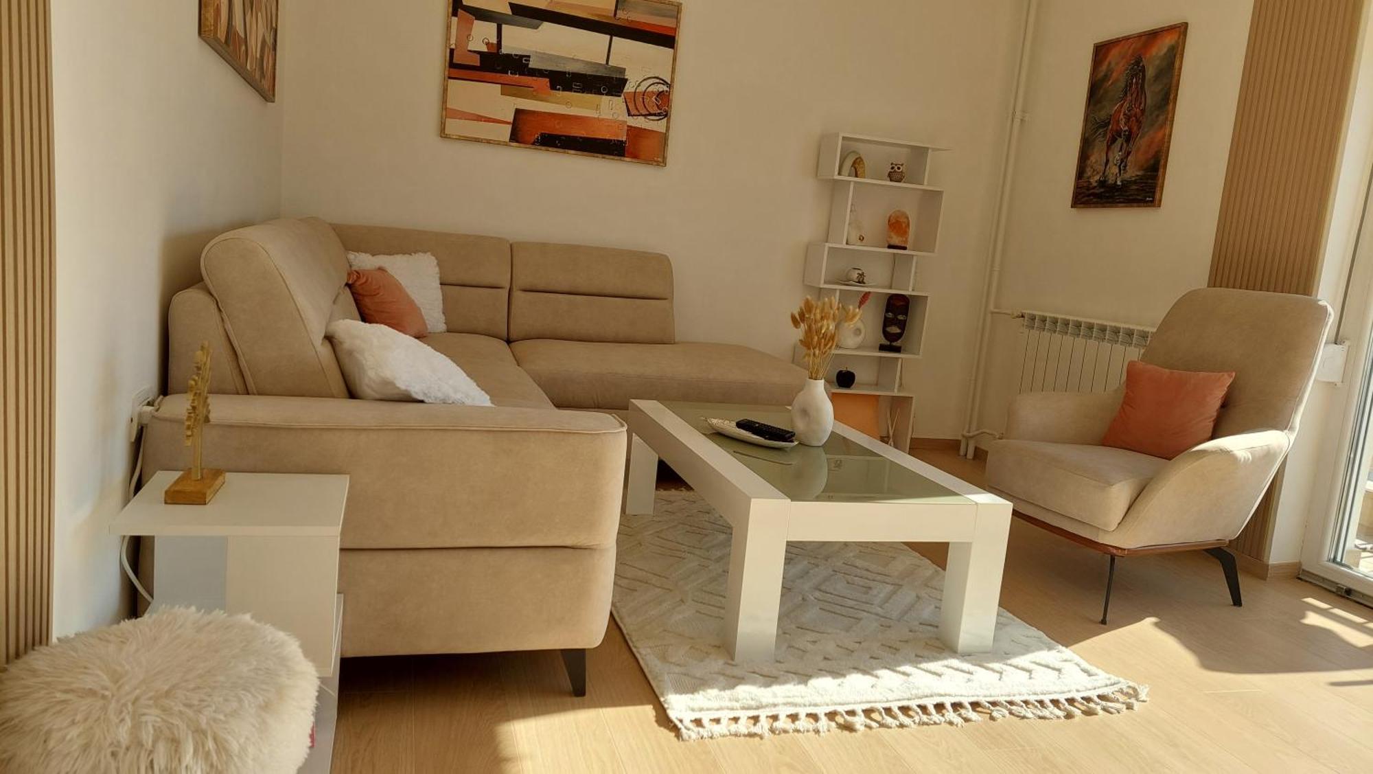 Mina Modern & Cozy Apartment Main City Square Gtc Скоп'є Екстер'єр фото