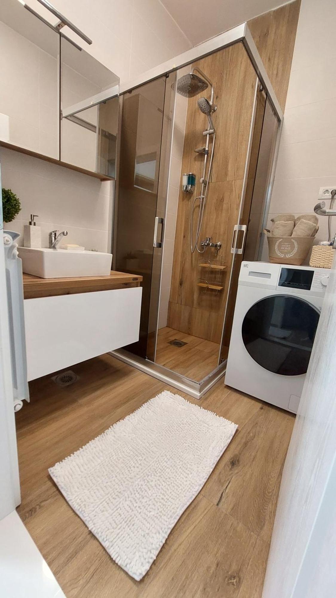 Mina Modern & Cozy Apartment Main City Square Gtc Скоп'є Екстер'єр фото