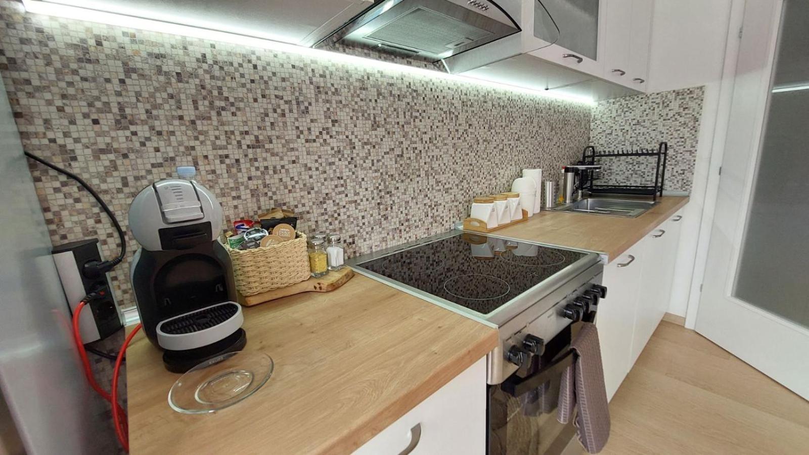 Mina Modern & Cozy Apartment Main City Square Gtc Скоп'є Екстер'єр фото